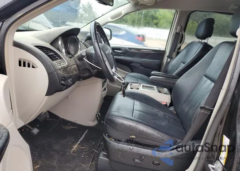 2016 Chrysler Town & Country Touring z USA, uszkodzony, nr VIN 2C4RC1BG2GR292913